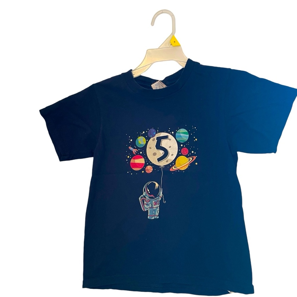Kids 5th Birthday Astronaut Balloon Planet 5 Year Old Boy Black T-Shirt XS